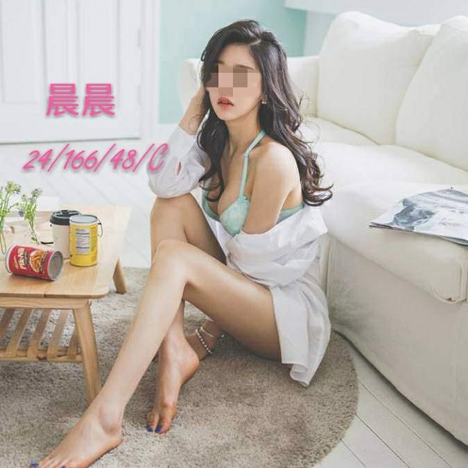 新竹 芭比 擅長舌吻， 38D